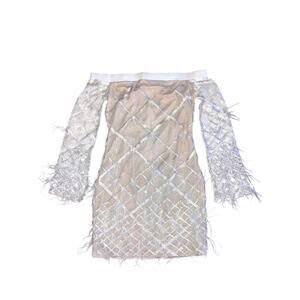 Elegant Off-Shoulder Beige Midi Dress